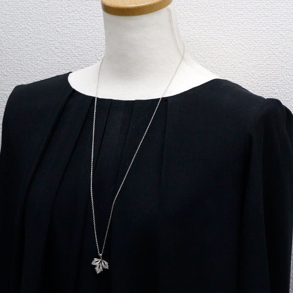 ミキモト K18WG ダイヤモンド ペンダントネックレス 0.29ct 植物 メープルリーフ 《セルビー銀座店》【中古】