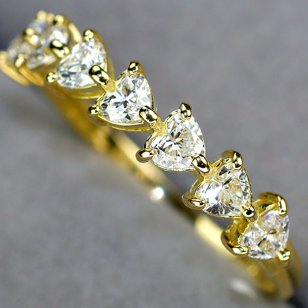 新品 K18YG ハートシェイプ ダイヤモンド リング 0.60ct 【エスコレ】 ハーフエタニティ