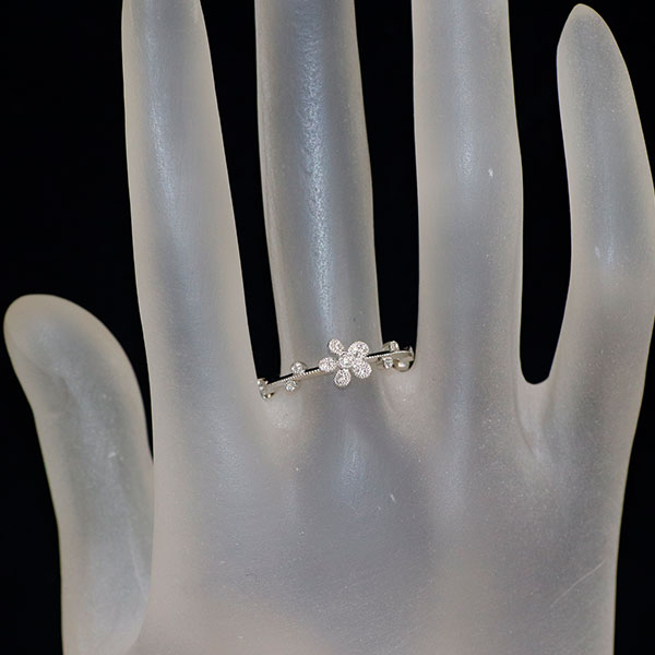 アベリ/AbHeri Pt900 ダイヤモンド リング 0.10ct 169A 現行モデル フラワー