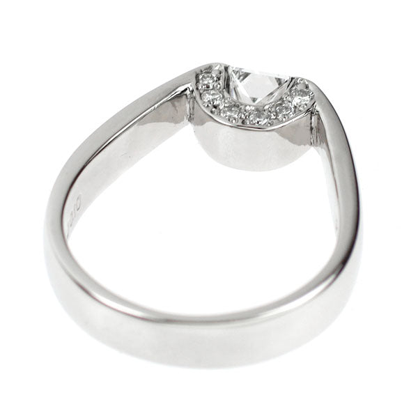 Pt900 プリンセスカット ダイヤモンド  リング 0.304ct D0.10ct