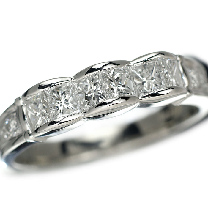 Pt900 プリンセス/ラウンドブリリアントカット ダイヤモンド リング 1.00ct
