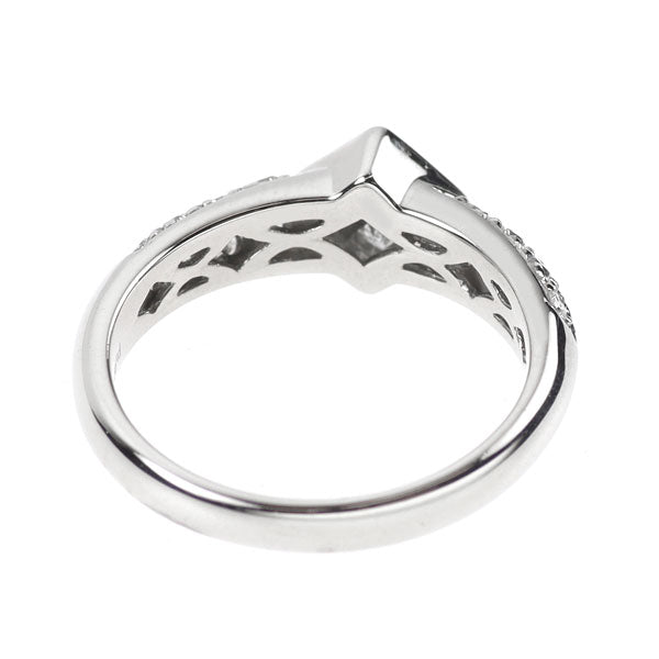 Pt900 プリンセス/ラウンドブリリアントカット ダイヤモンド リング 0.50ct ミステリーセッティング