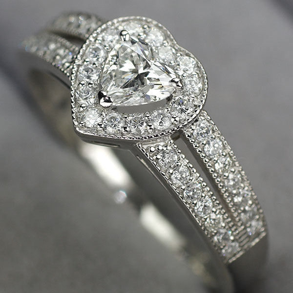 Pt900 ハートシェイプ ダイヤモンド リング 0.302ct D0.32ct ハート