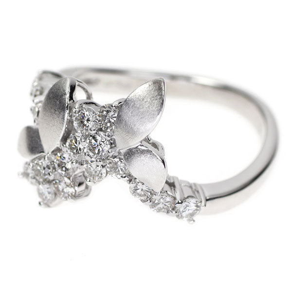 ラッセル K18WG ダイヤモンド リング 0.72ct フラワー