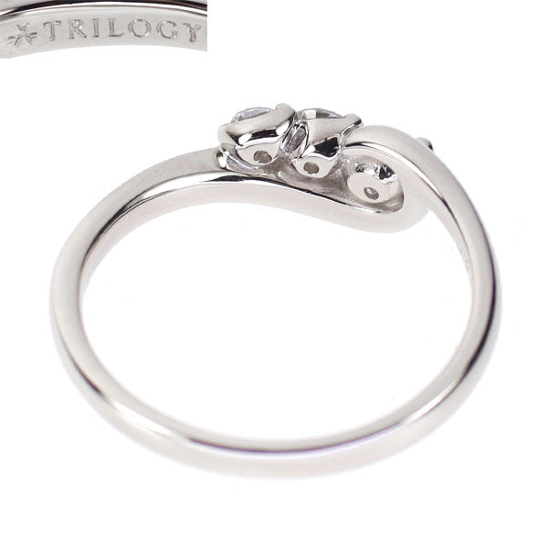 トリロジー Pt900 ダイヤモンド リング 0.30ct スリーストーン