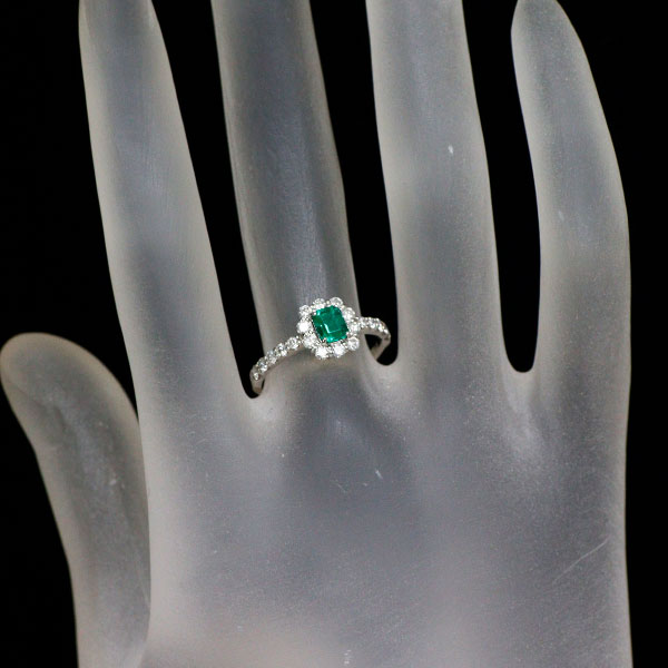 Pt950 エメラルド ダイヤモンド リング 0.35ct D0.46ct