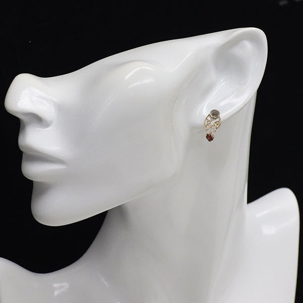 新品 K10YG ハートシェイプ ガーネット ピアス 【エスコレ】猫 ネコ アニマル