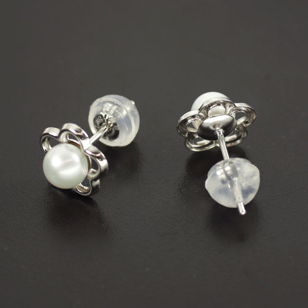 新品 K10WG 淡水 真珠 ピアス 【エスコレ】 フラワー 径約 4.3mm