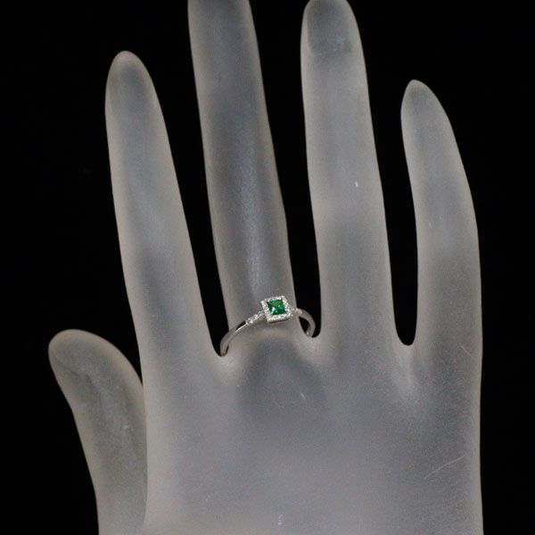 Pt900 Green Garnet Diamond Ring 0.14ct D0.09ct