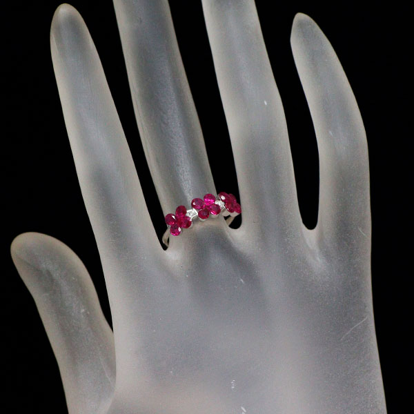 K18WG ルビー ダイヤモンド リング 1.82ct D0.04ct フラワー