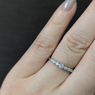 新品 Pt950 天然ピンクダイヤモンド リング 0.111ct LPP VS2 D0.06ct【エスコレ】