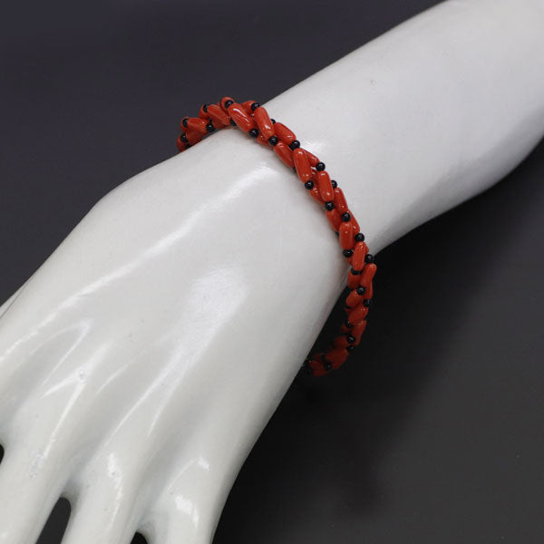 New Magnet SV Mediterranean Sarge/Huwatari Coral Black Spinel Bracelet 