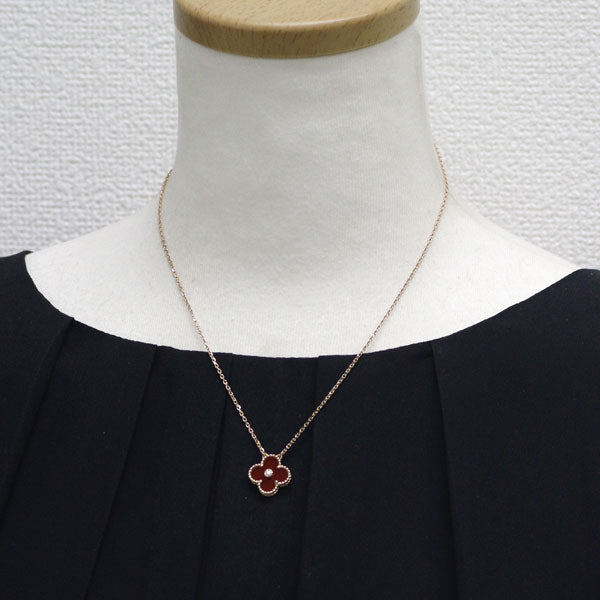 Van Cleef &amp; Arpels K18PG Carnelian Pendant Necklace Alhambra 2011 Holiday Collection 41.5cm《Selby Ginza Store》[S Polished like new] [Used] 